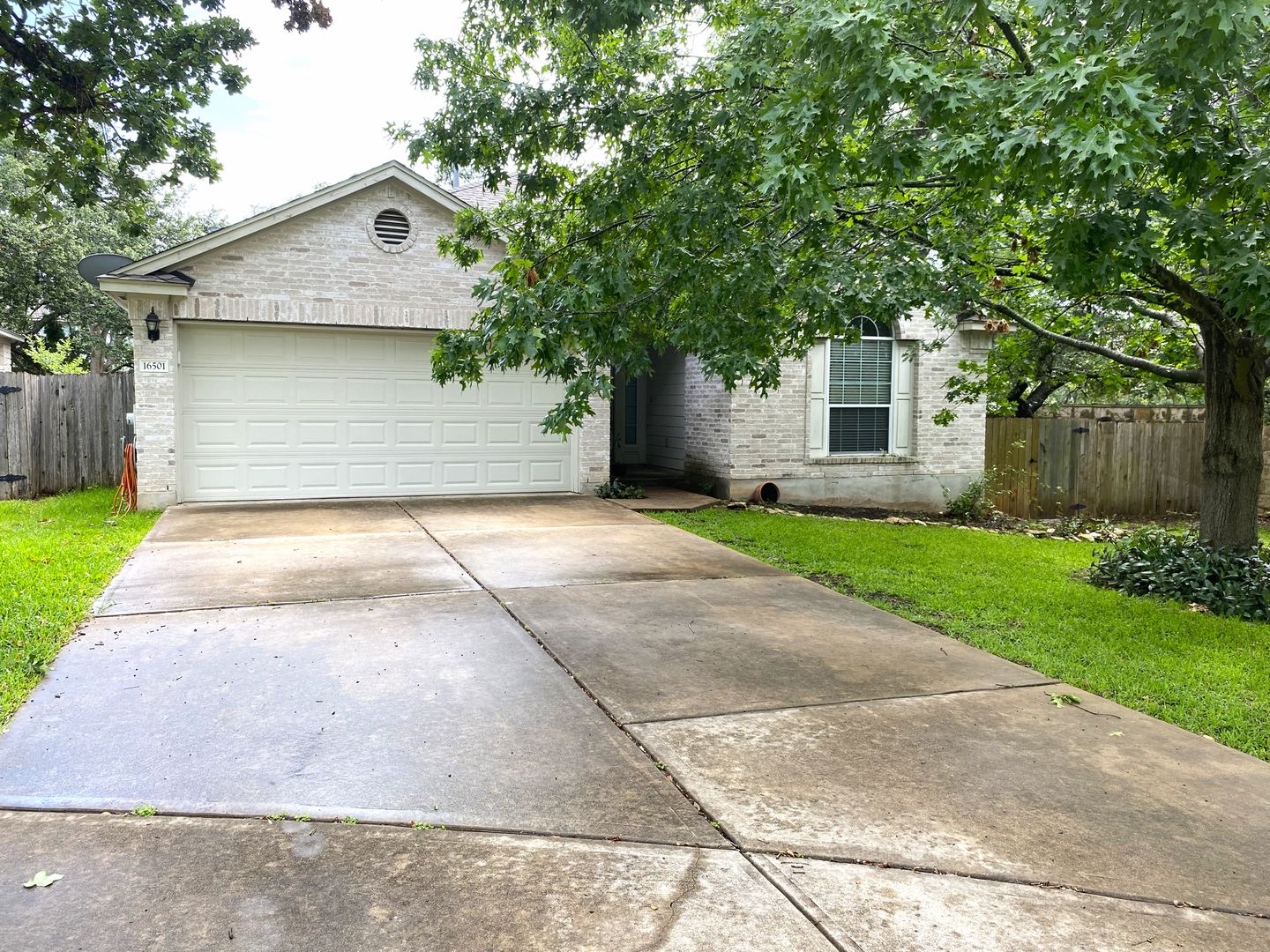 Austin House: 16501 Fowler Mill Cove