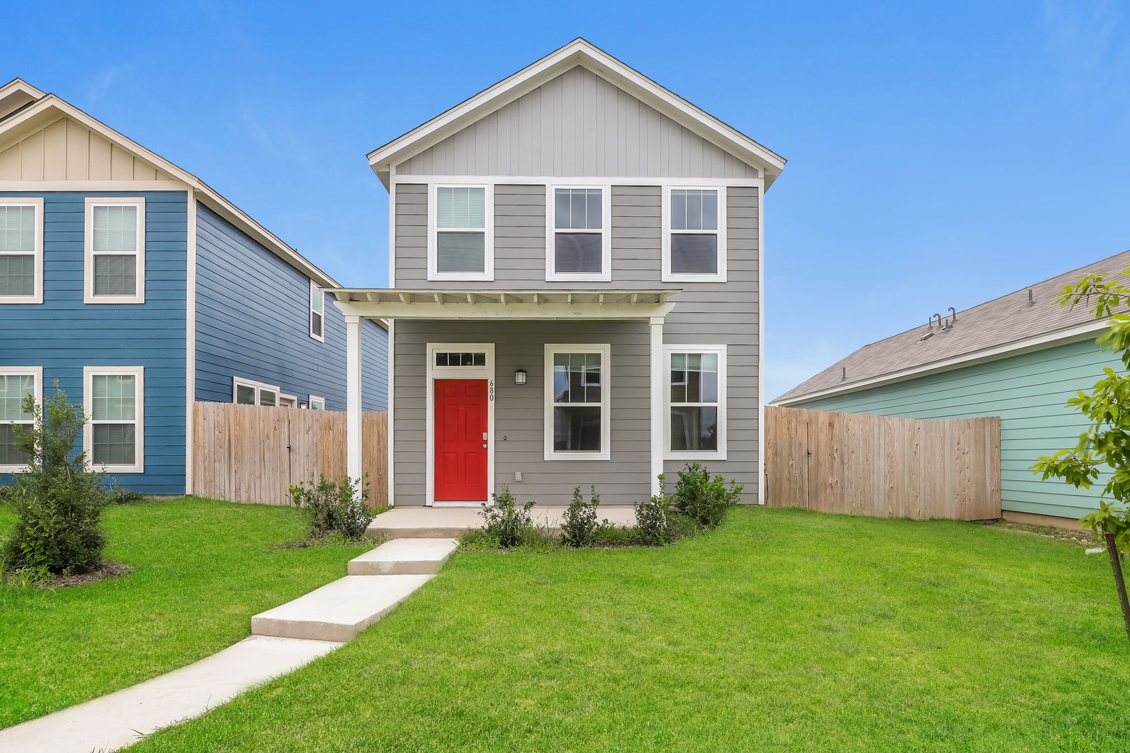 Kyle House: 680 Ferrule Drive