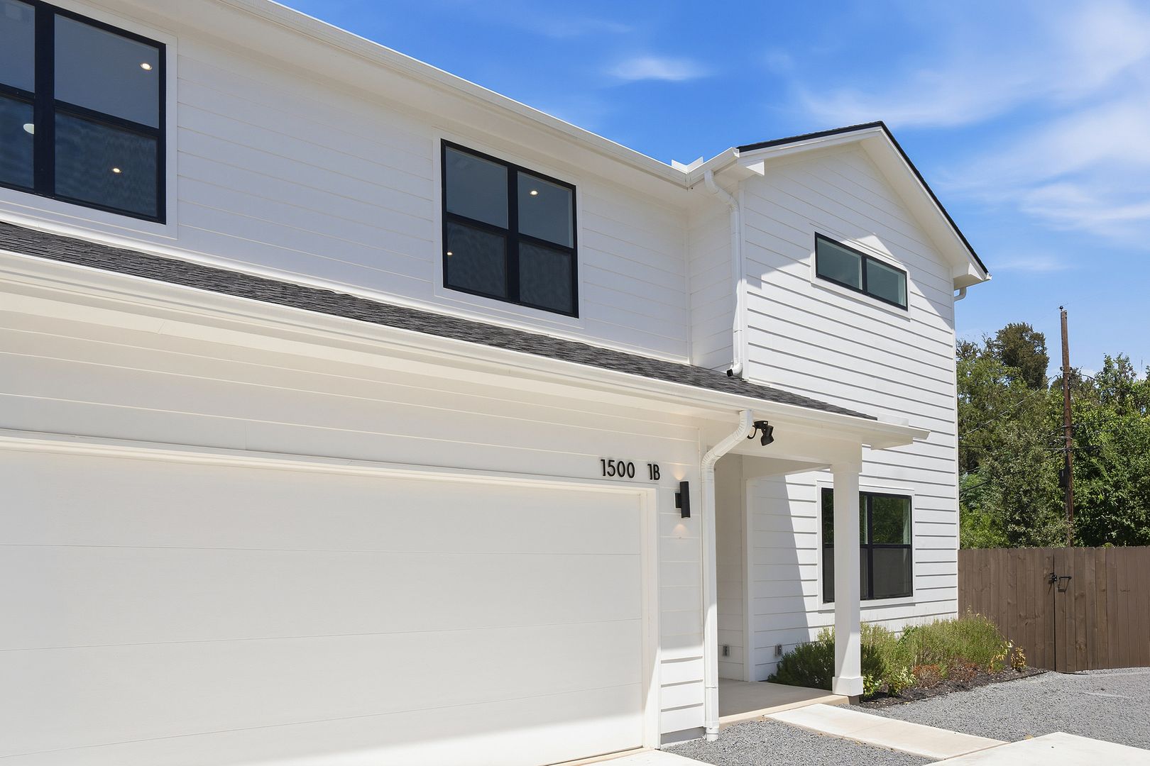 Austin Apartment: 1500 Sylvan Glade - 1 B