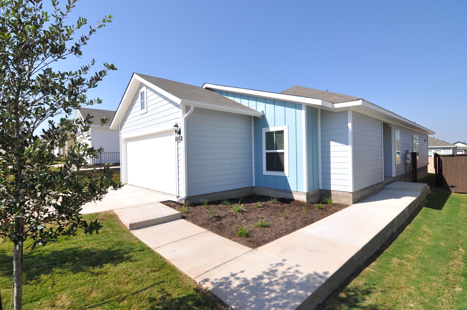 Austin House: 11520 Domenico Cv