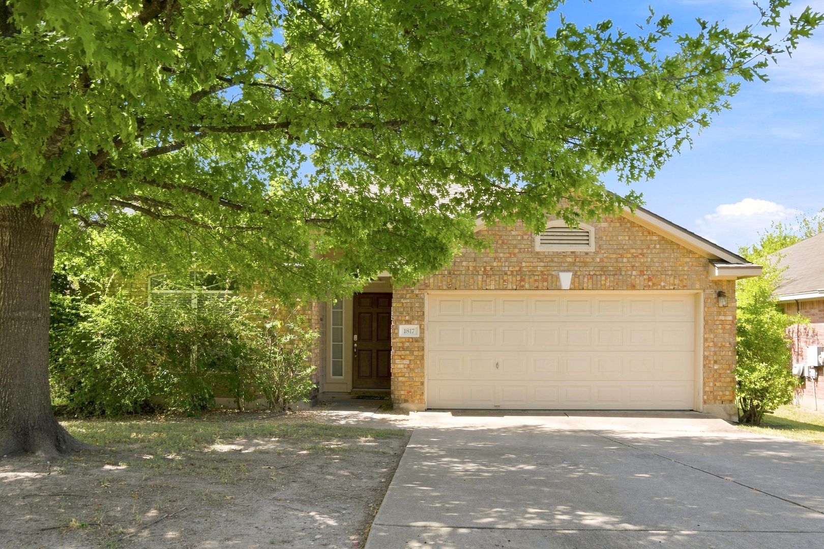 Austin House: 1817 Shaker Trail