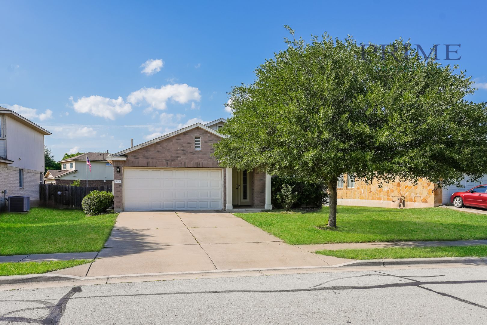 Leander House: 813 Middle Brook Drive