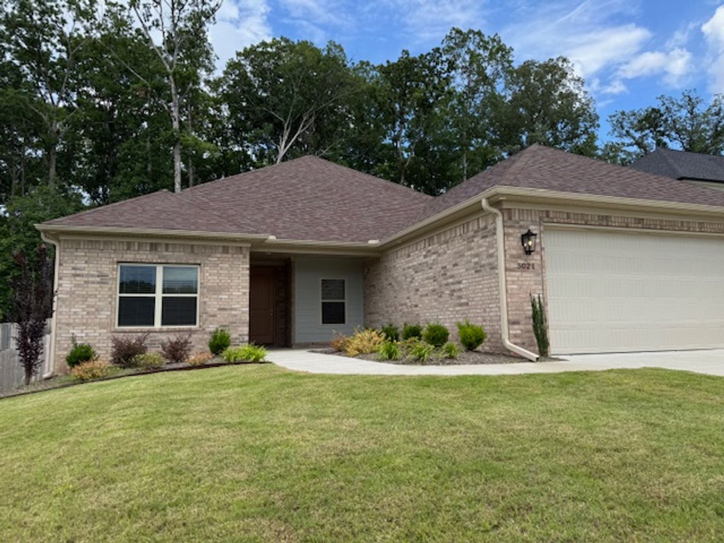 Bryant House: 5021 Springwood Circle
