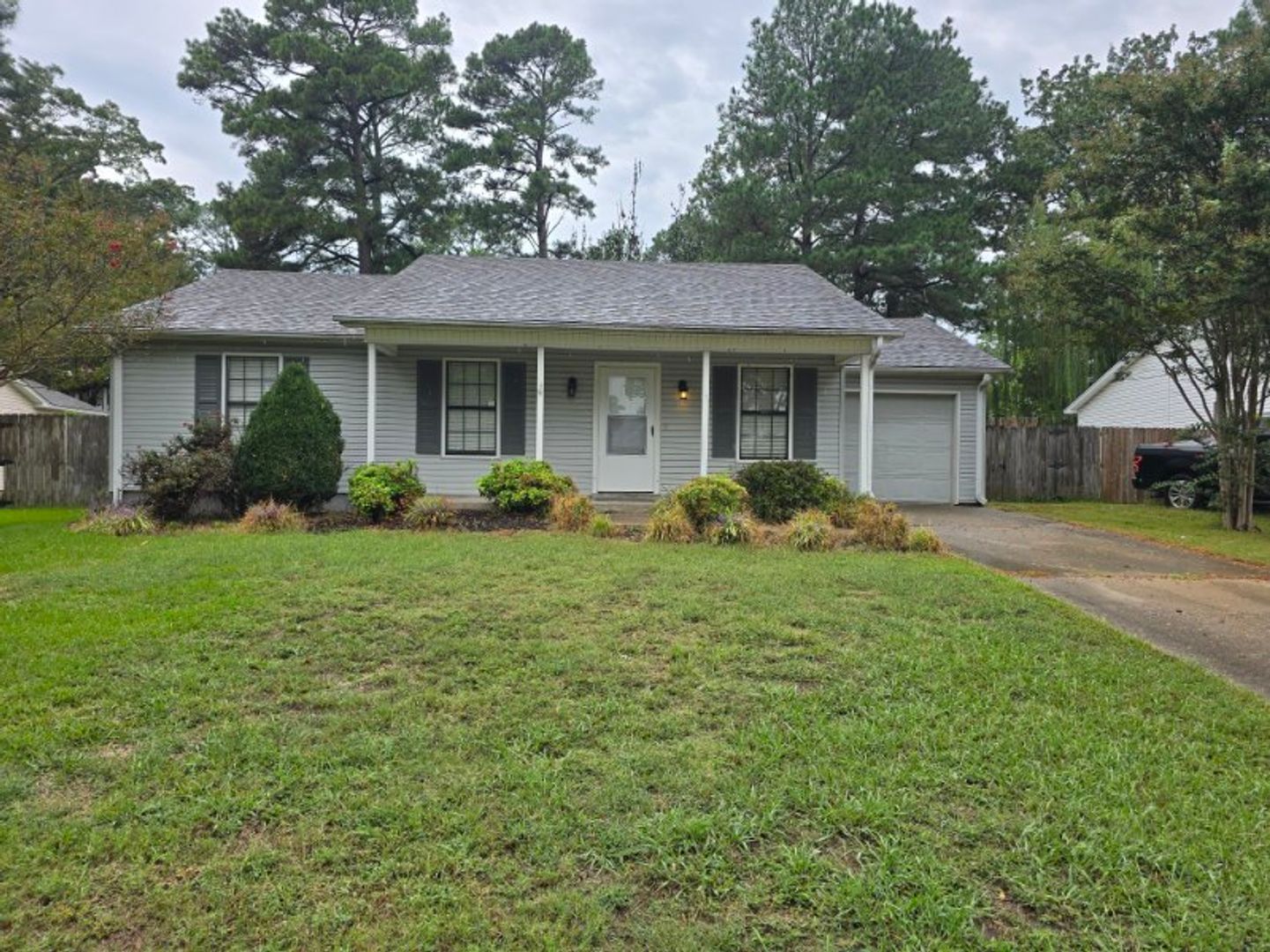 Bryant House: 3313 Henson Place