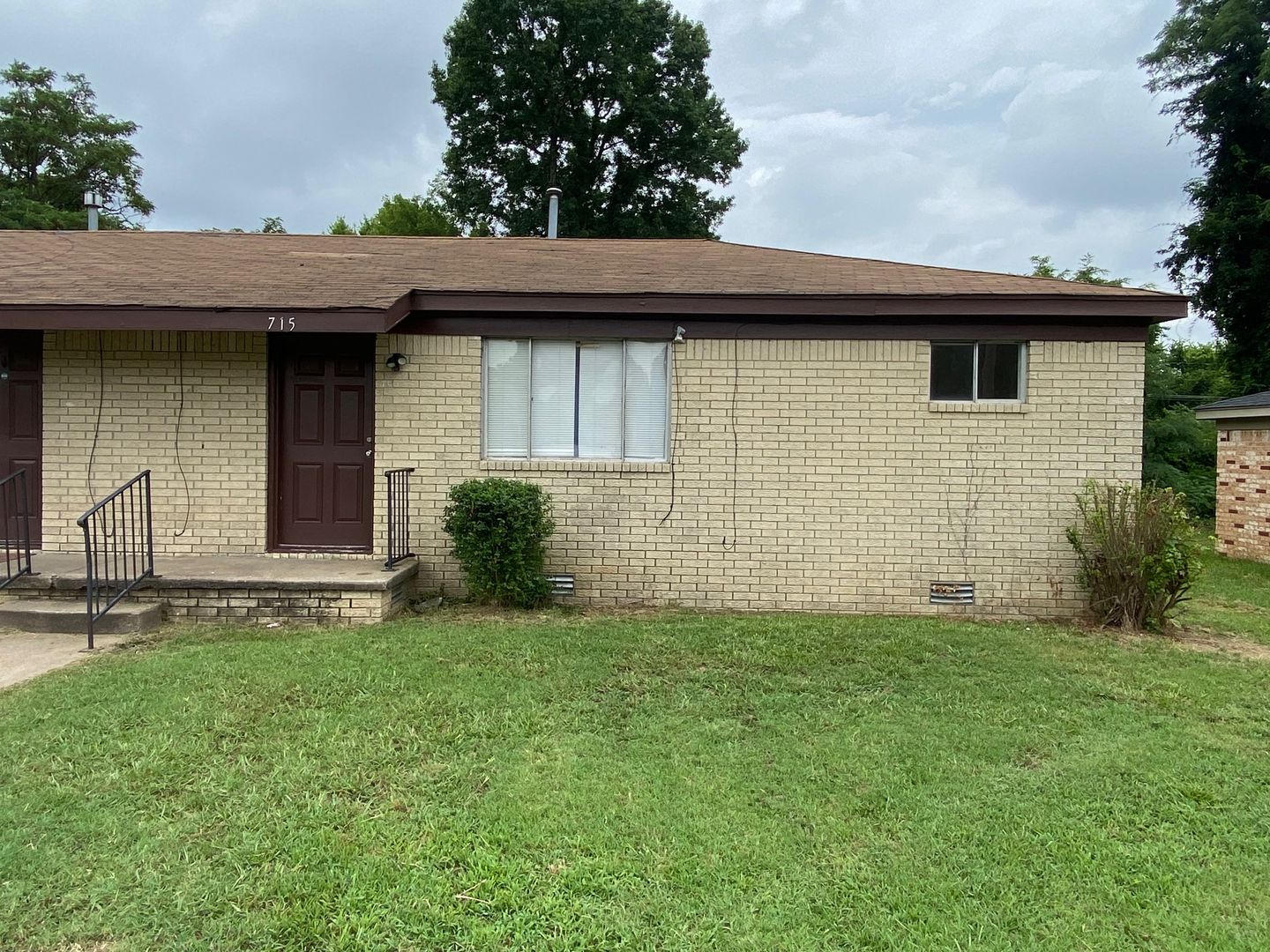 Jacksonville Apartment: 713-715 Smart Street