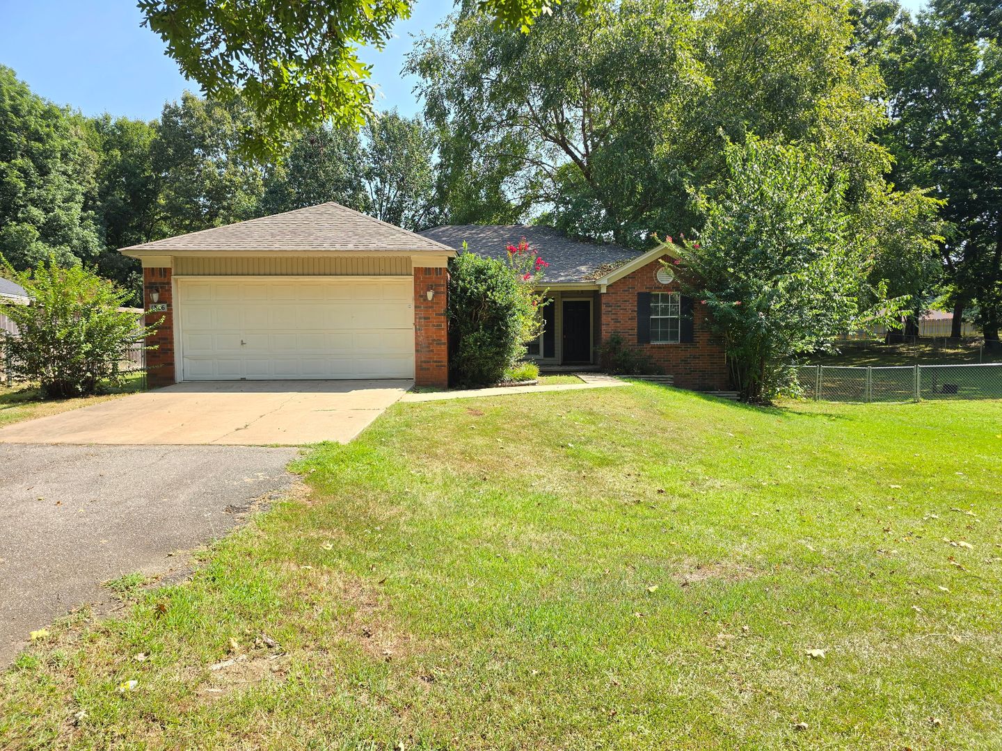 Benton House: 1326 Tijeras Road