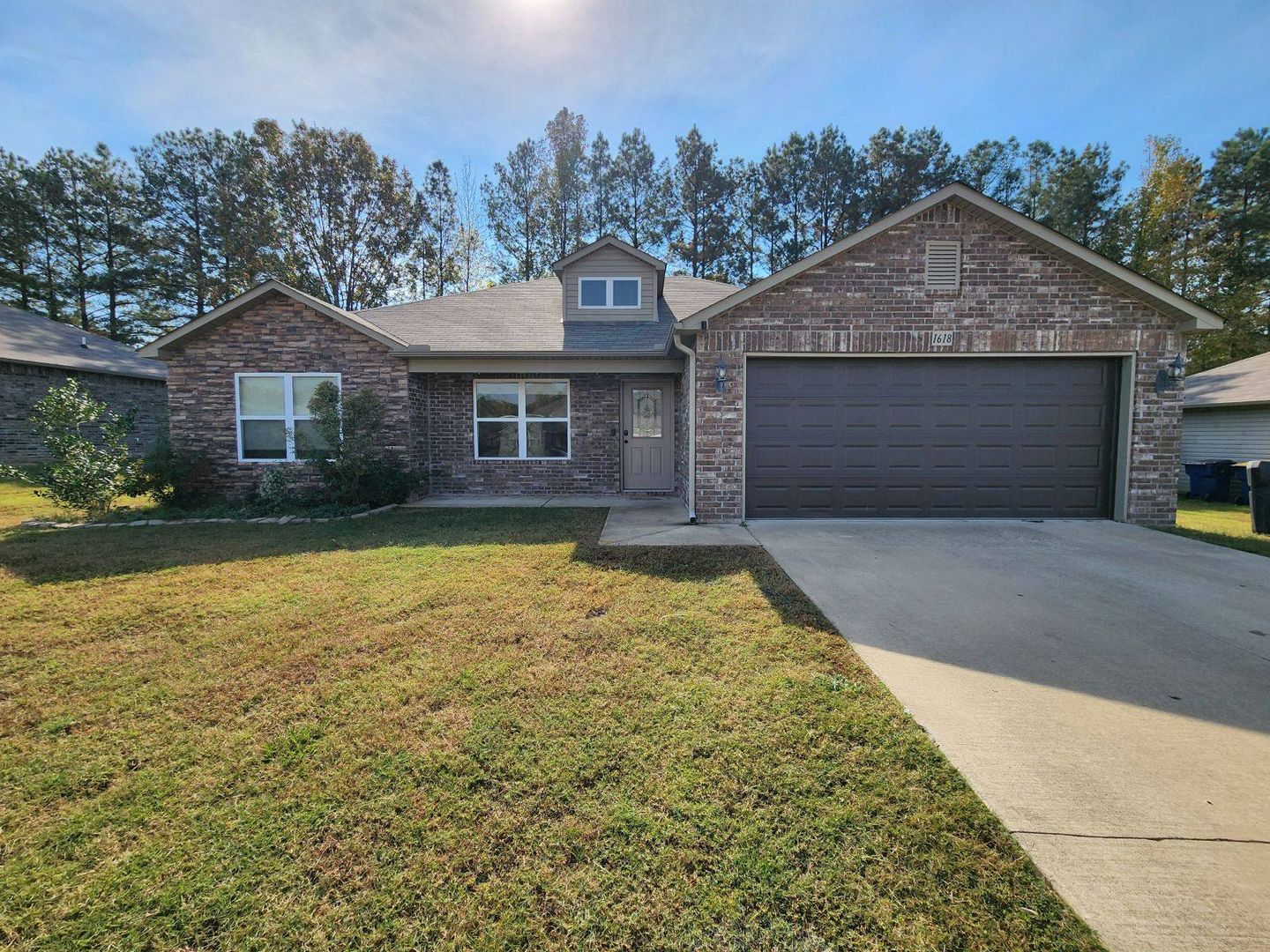 Cabot House: 1618 Lil Larry Drive