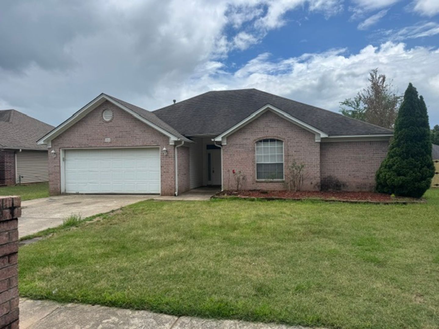 Bryant House: 2311 Mystic Point