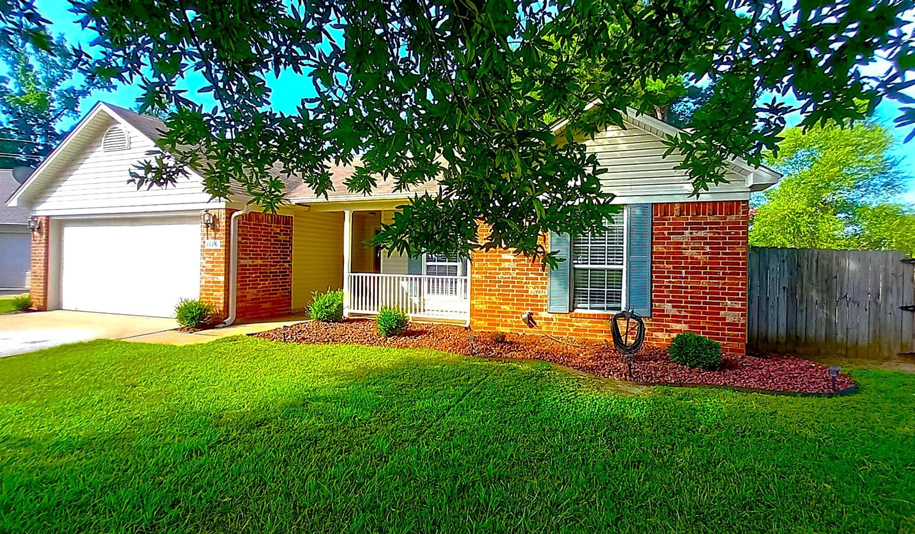 Bryant House: 1116 Kenwood Cove