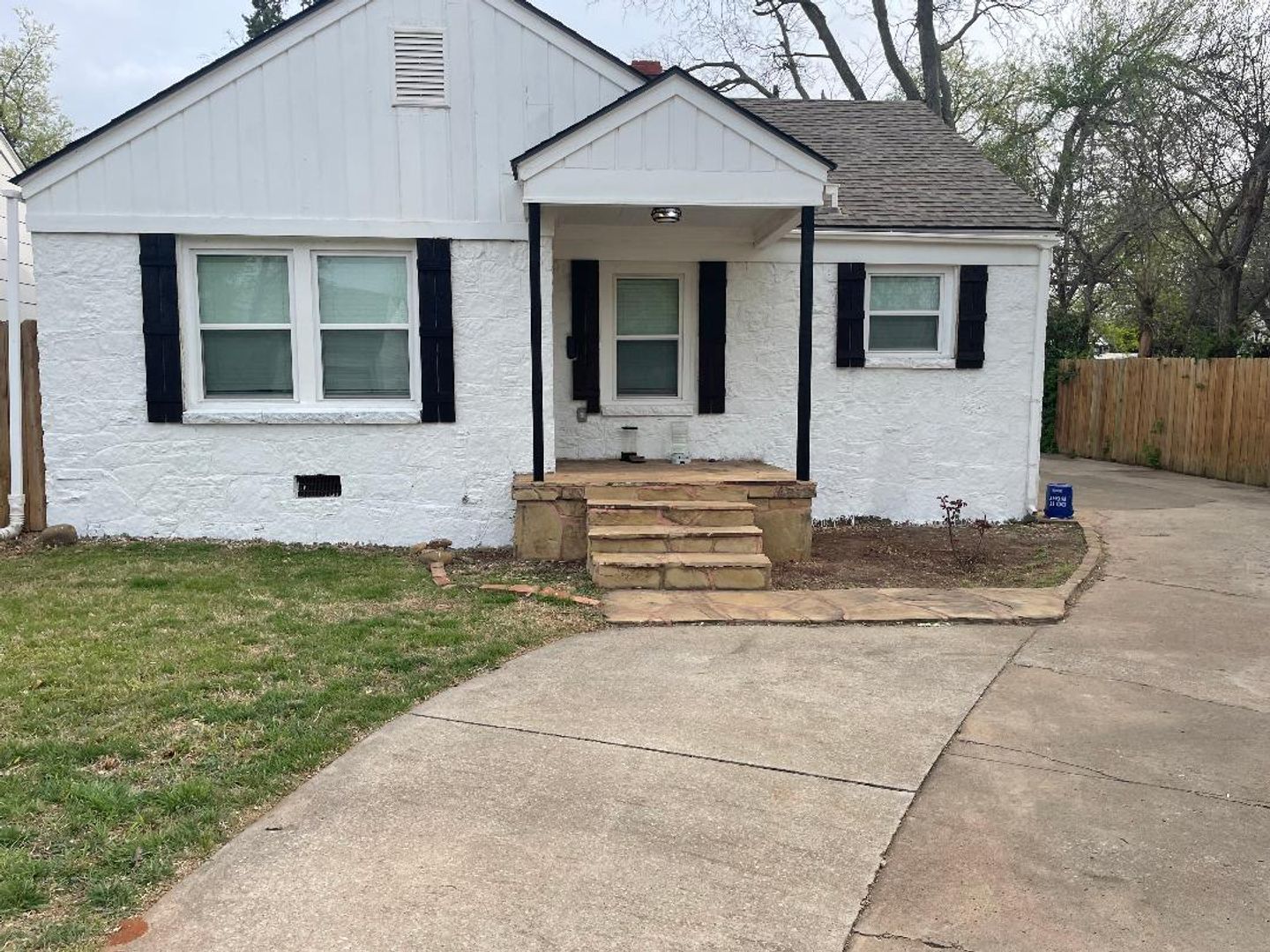 moore Apartment: 239 Janeway