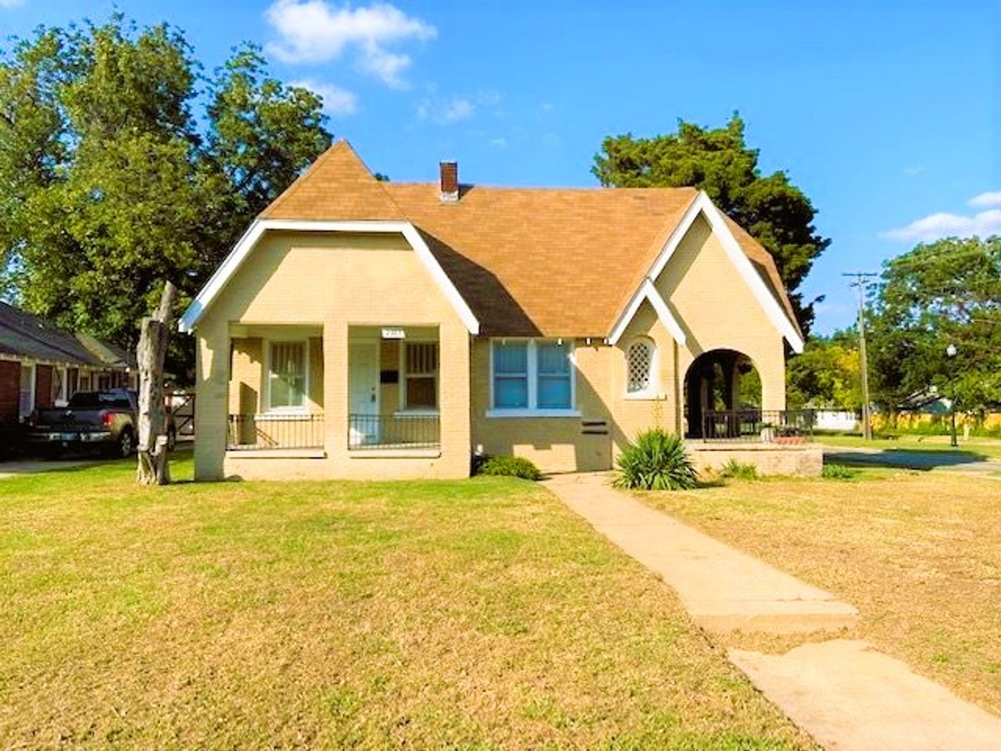 okc Apartment: 10522 harvest moon