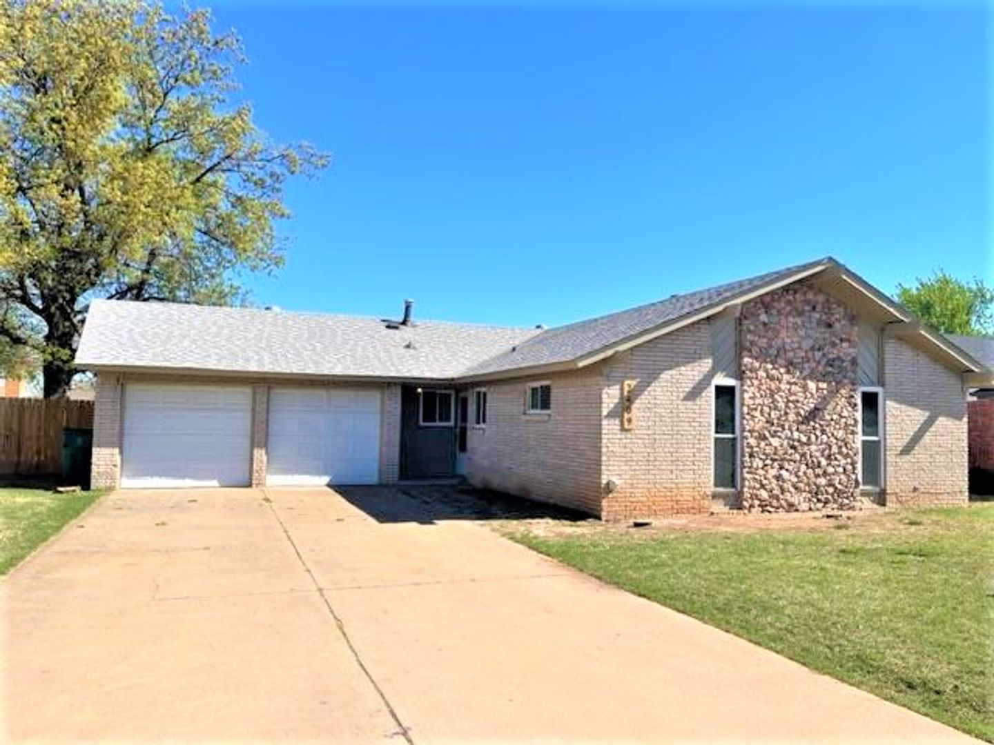 okc Apartment: 1037 Sw 103