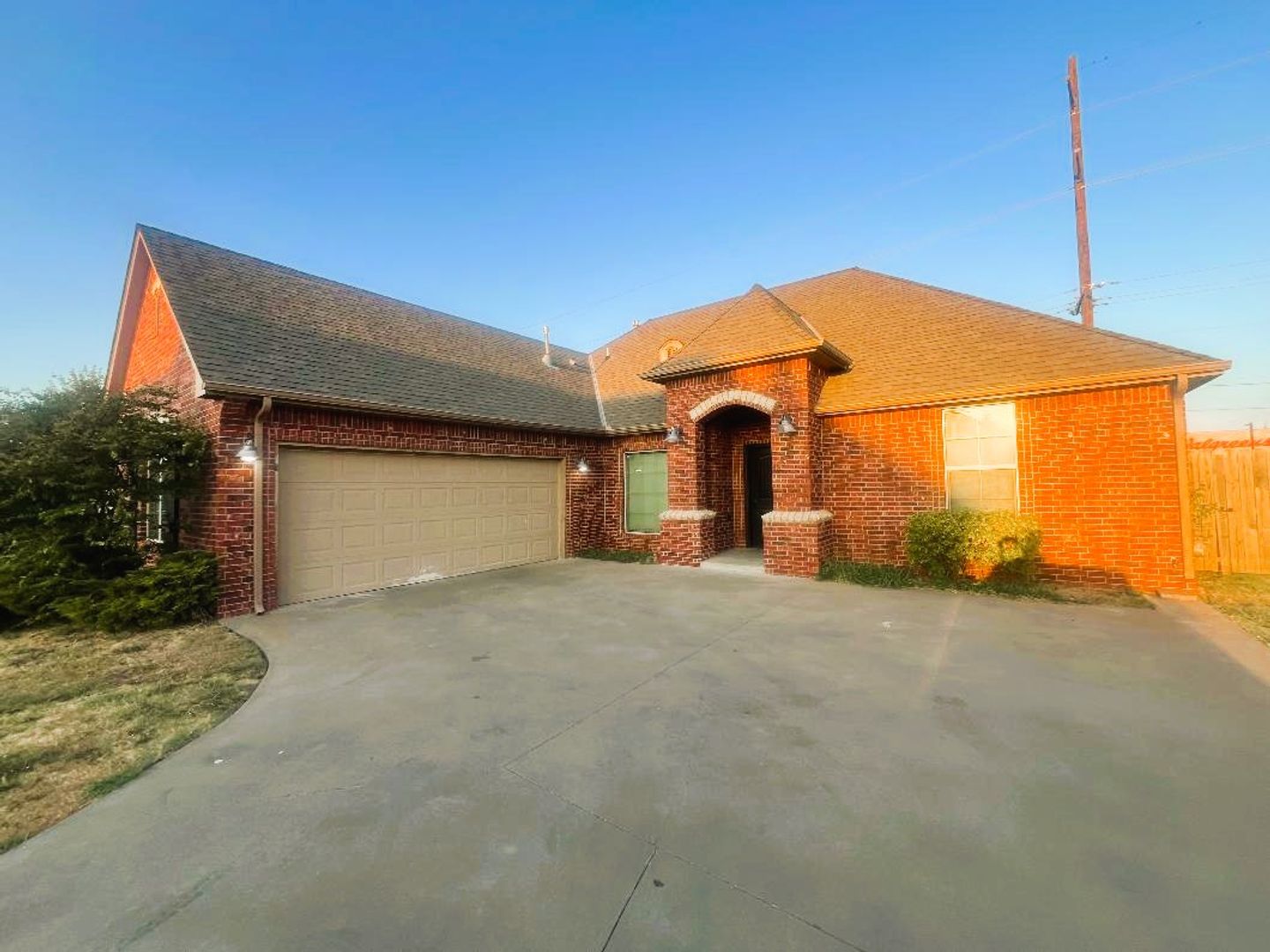 Oklahoma city House: 14812 Brent Cir
