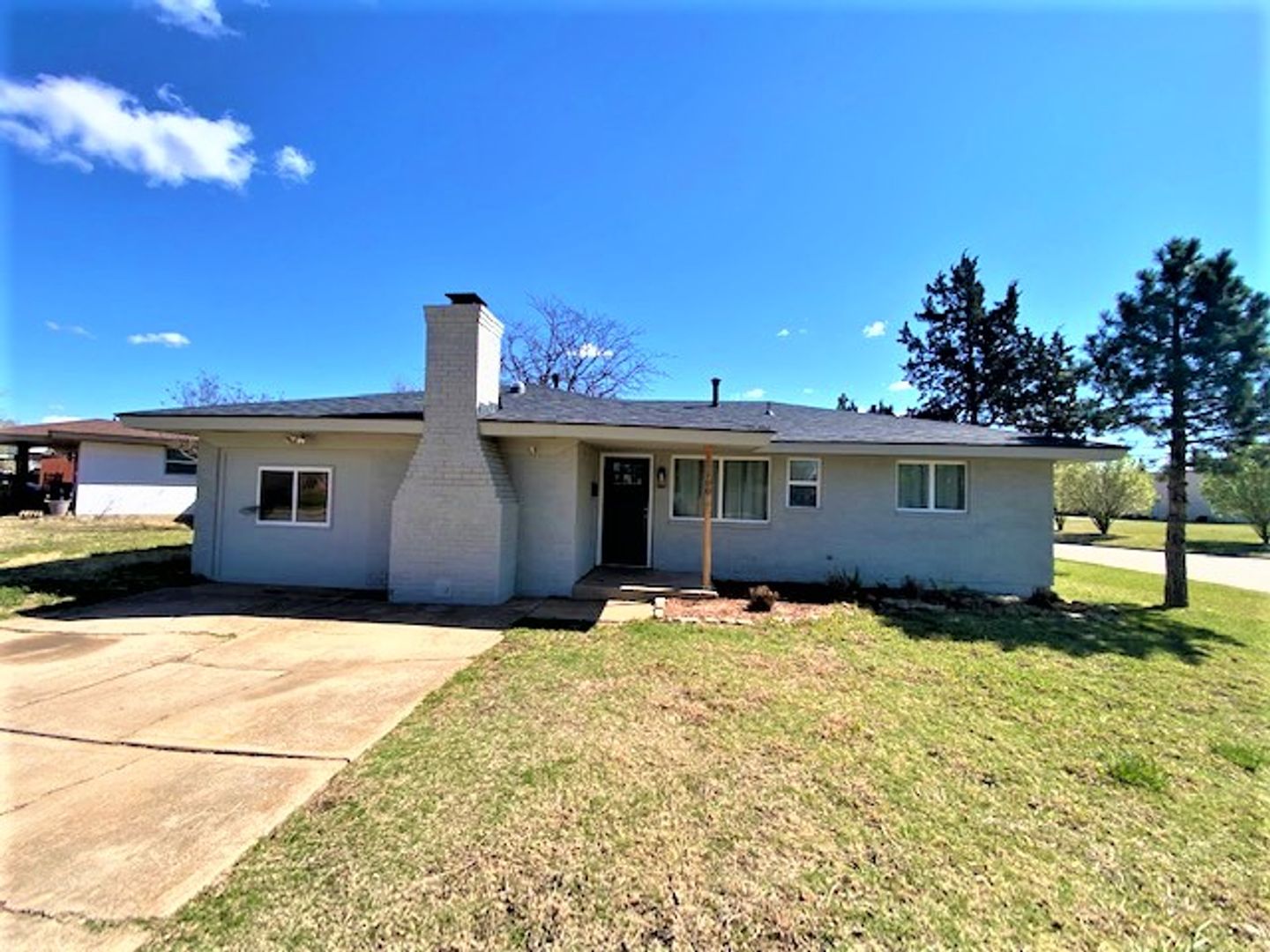 moore Apartment: 239 Janeway