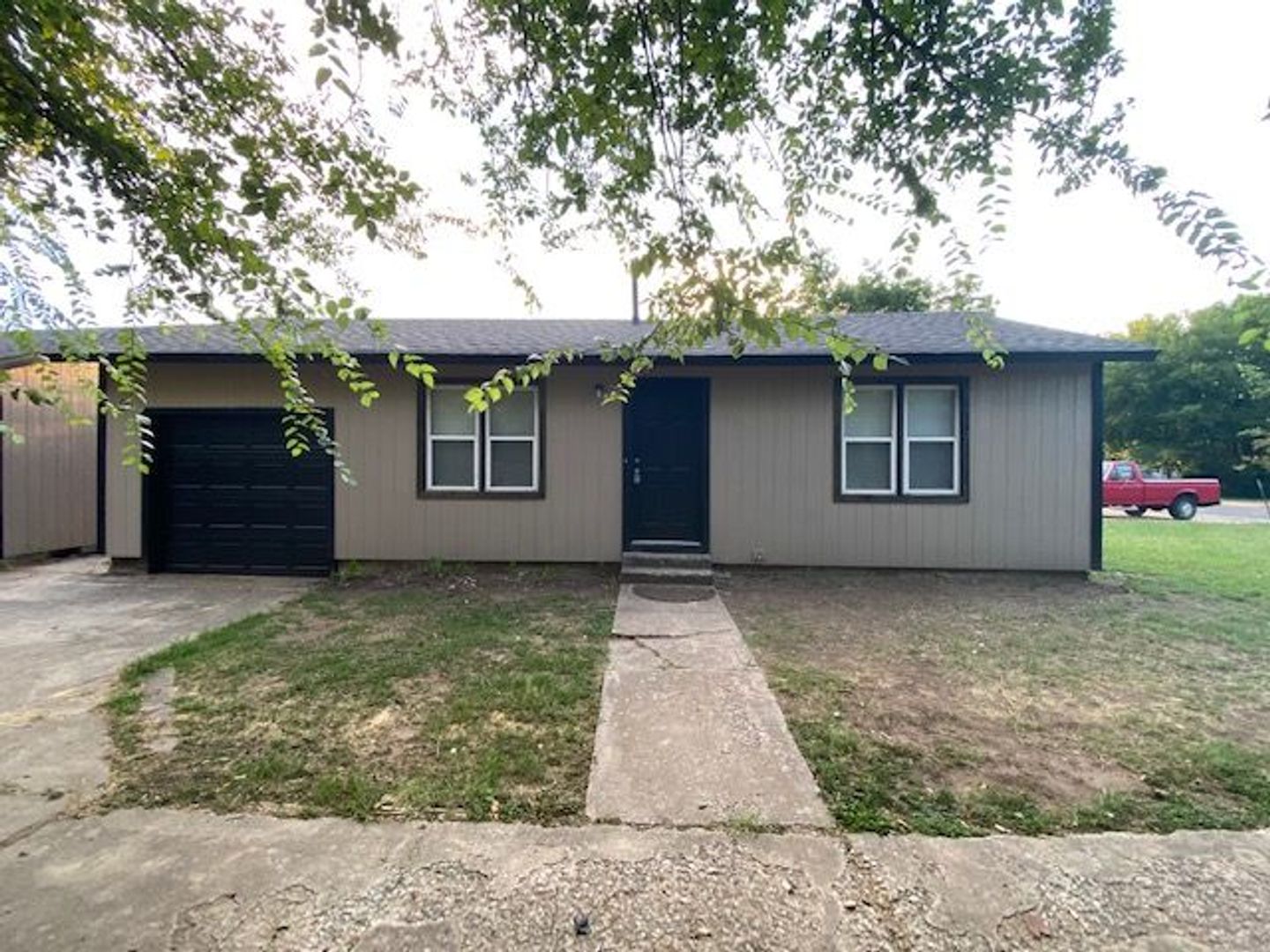 okc Apartment: 4022 Nw 34
