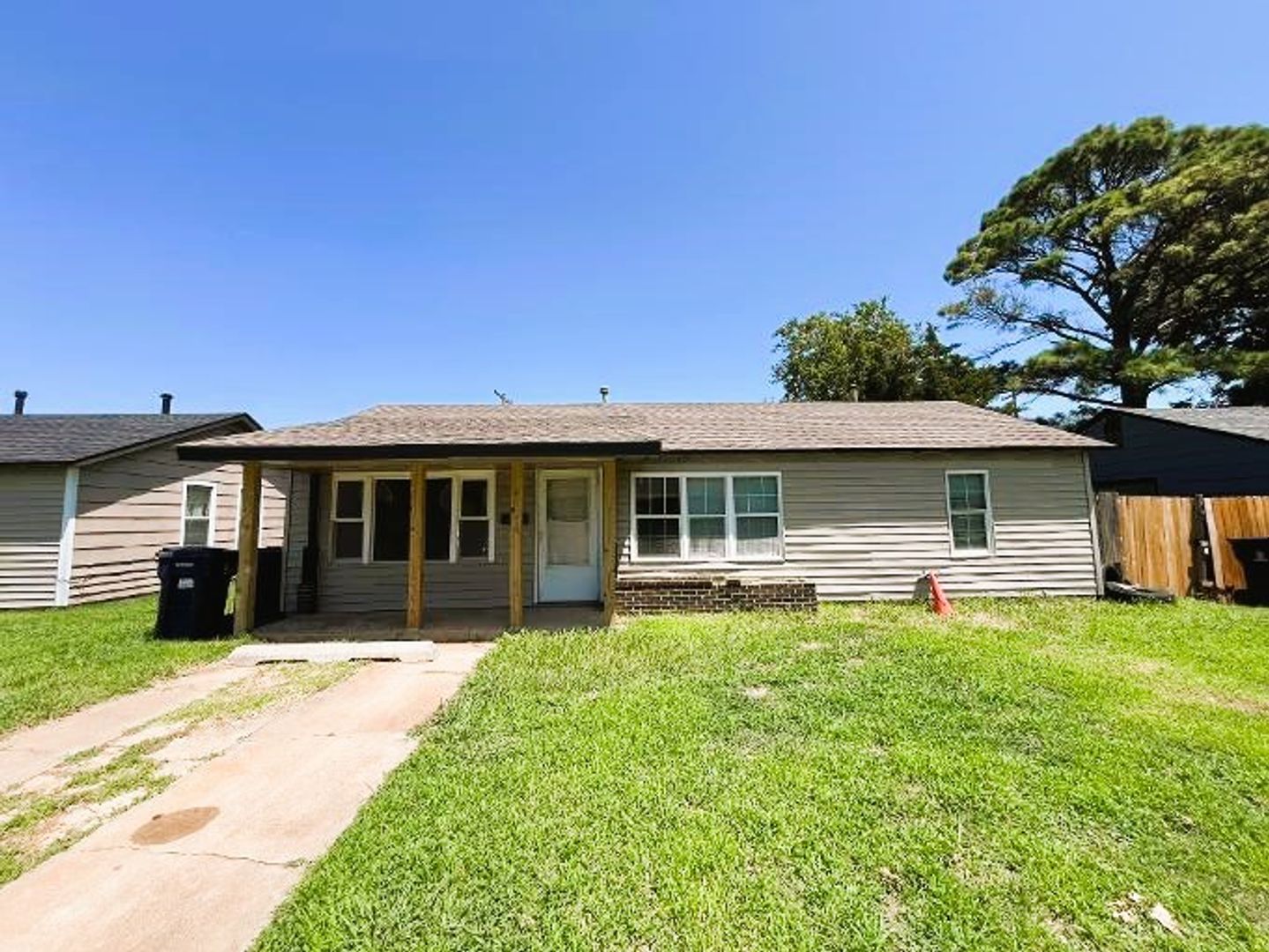 oklahoma city Apartment: 1033 Sw 63