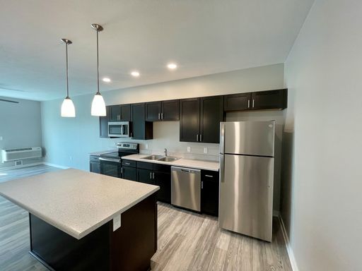 Antelope Tower Apartments – photo 1