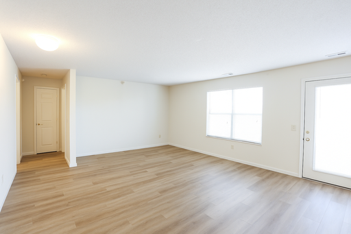 Coming Soon – Fully Renovated 2-Bedroom Apartment! – photo 1