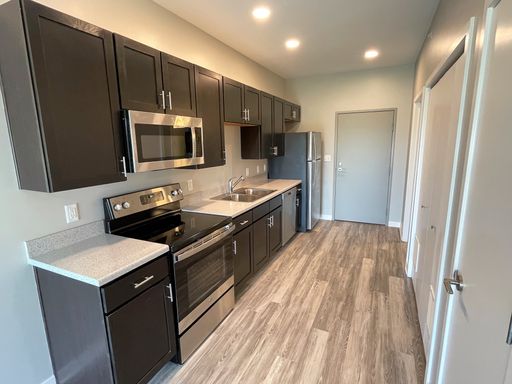 Antelope Tower Apartments – photo 1