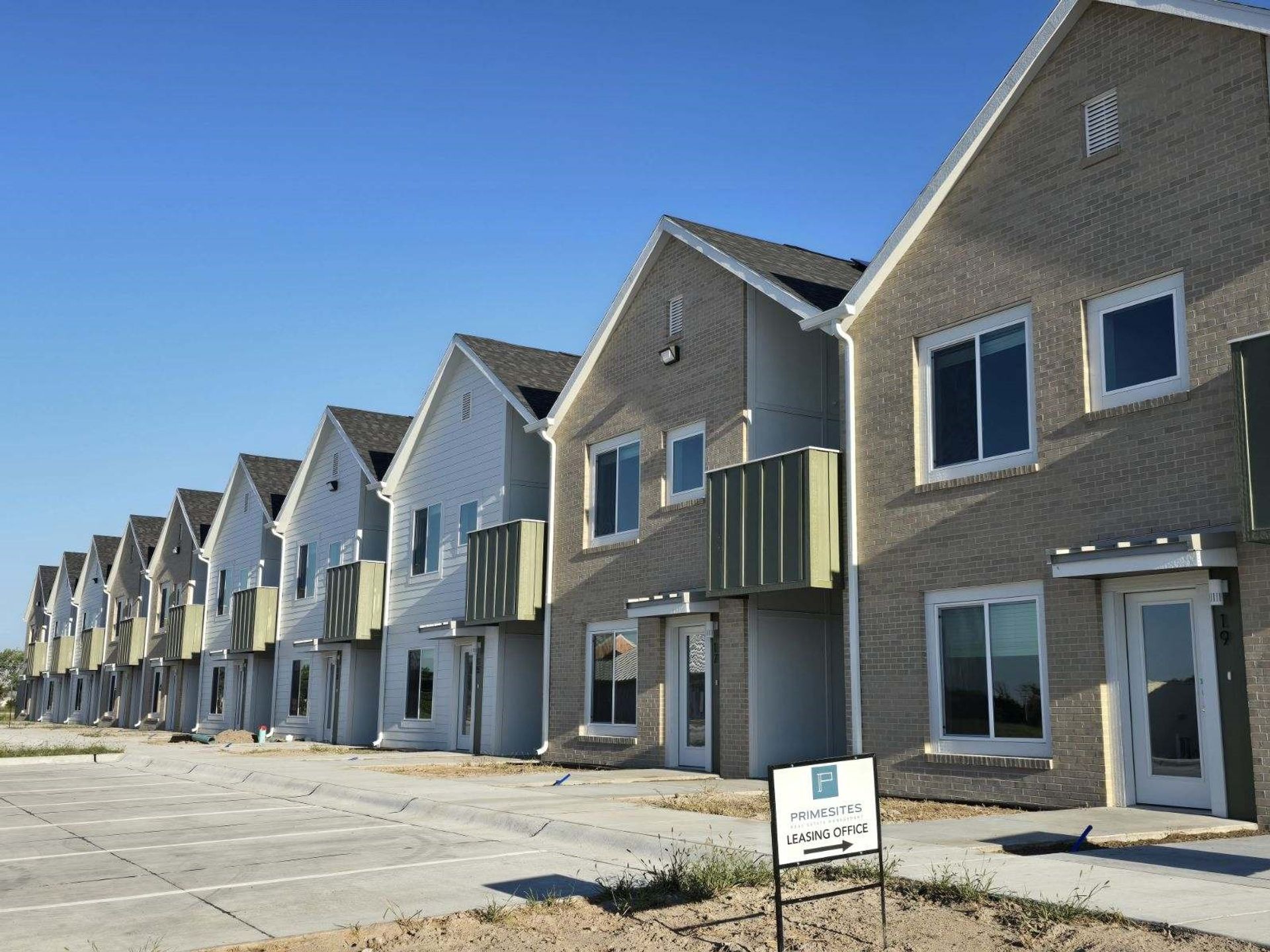 1227 Liberty Drive 1227, Lexington, NE 68850