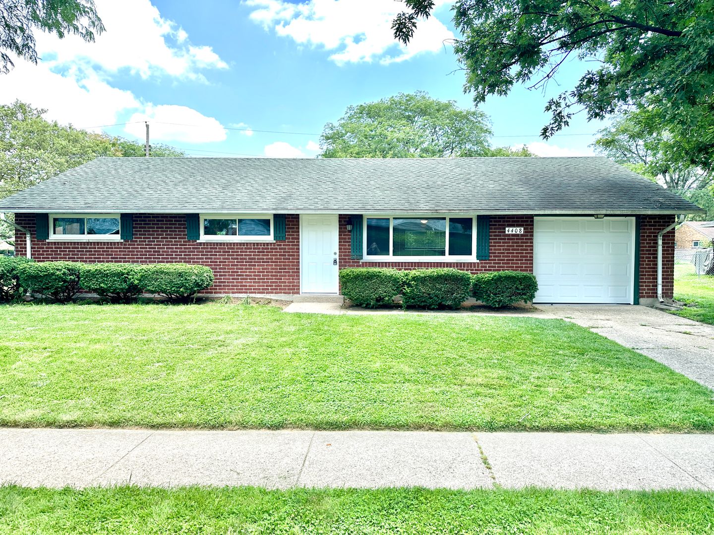 Kettering House: 4408 Lesher Dr.