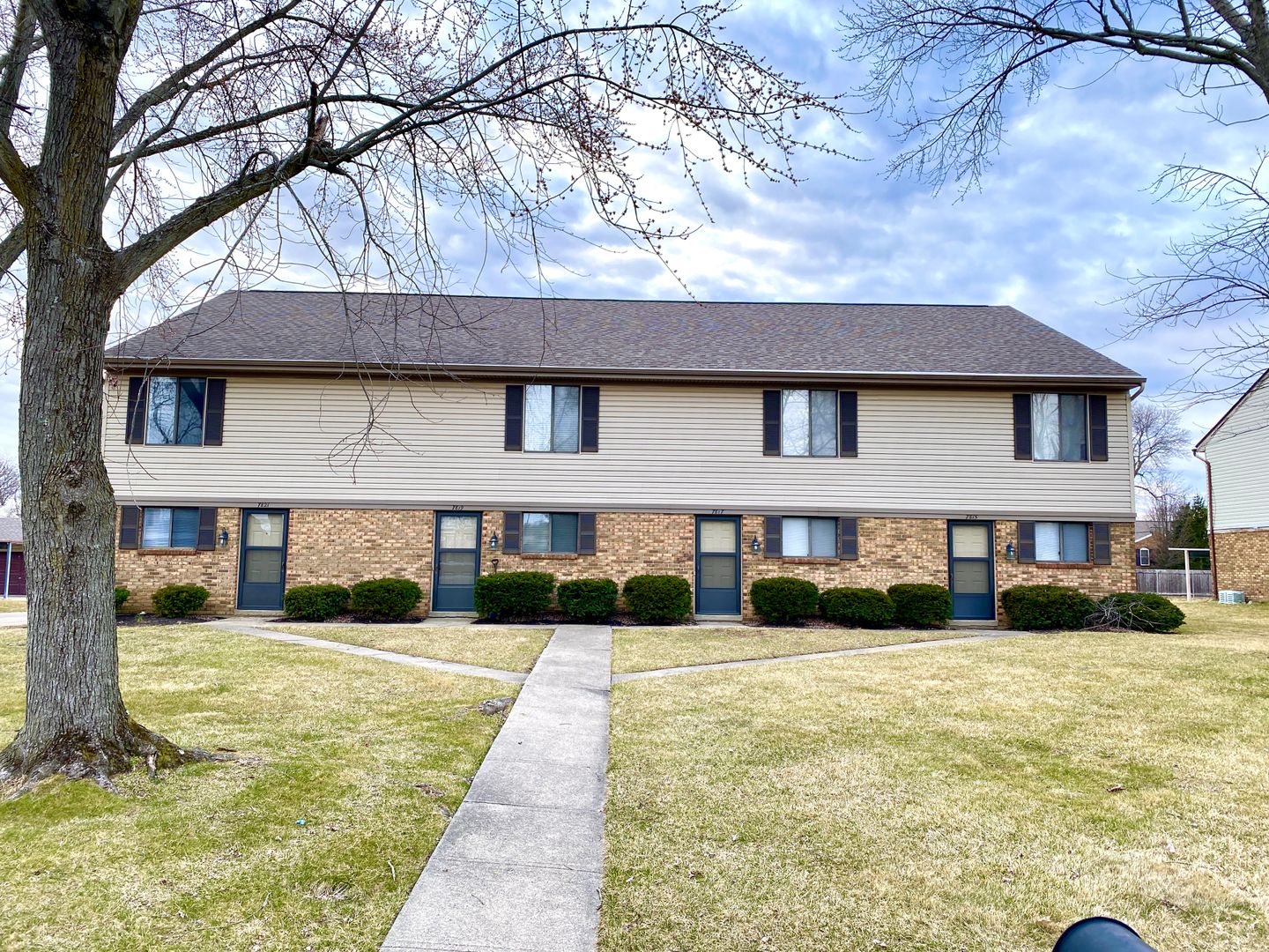 Washington Township Apartment: 7815 Betsy Ross Cir
