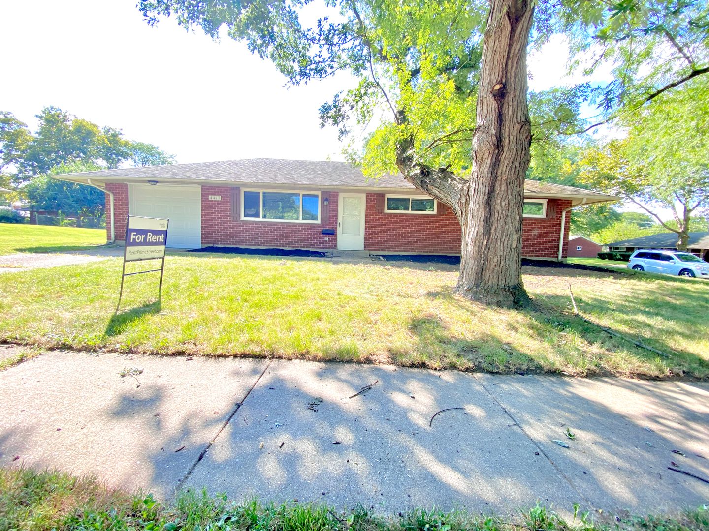 Kettering House: 4417 Grayson St.