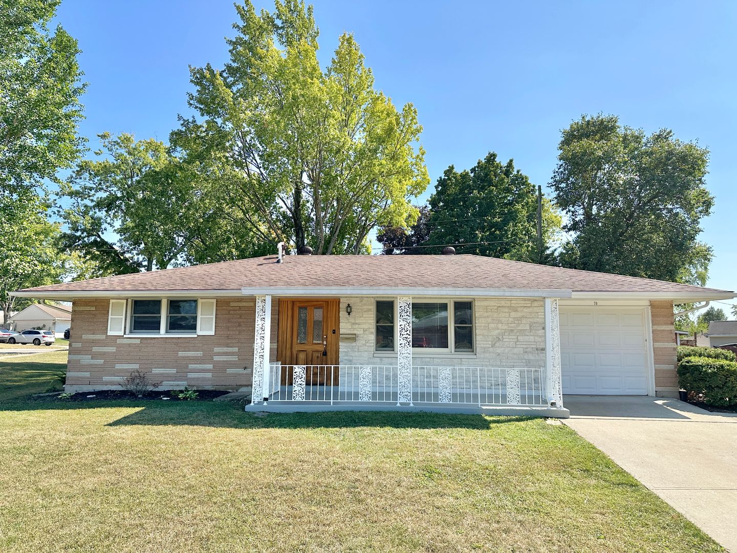 Springboro House: 70 Maple Dr