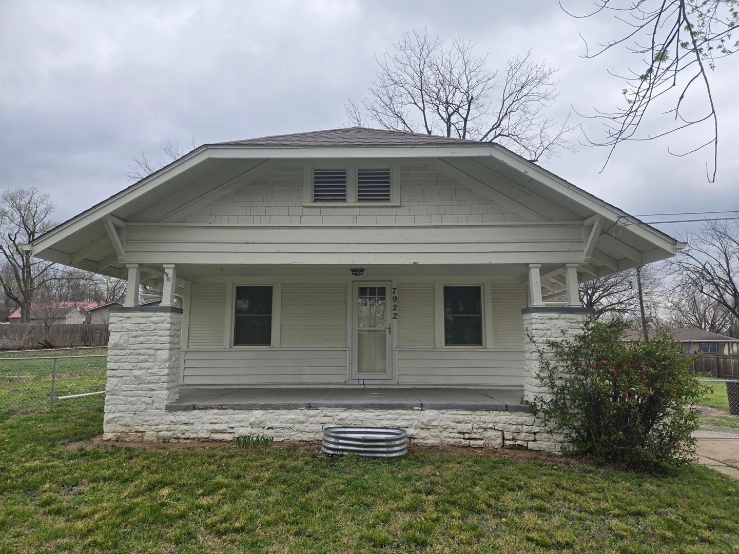 Kansas City House: 7922 Metropolitan Avenue