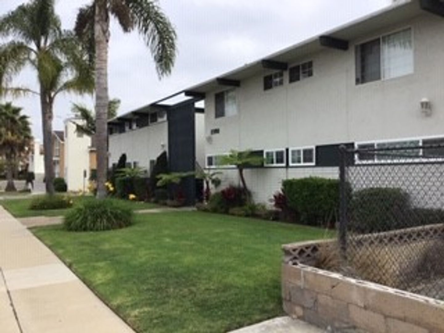 TORRANCE Apartment: 2308 CABRILLO AVE