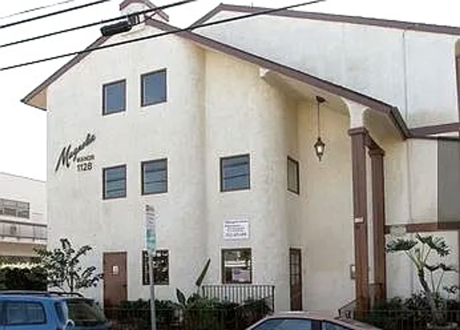 LONG BEACH Apartment: 1128 E. 4TH ST.