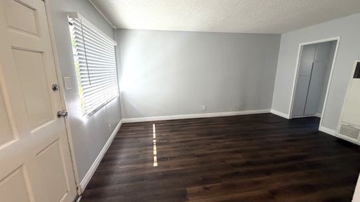 Affordable 1 bedroom/1 bath in Long Beach *Section 8 welcome* – photo 1