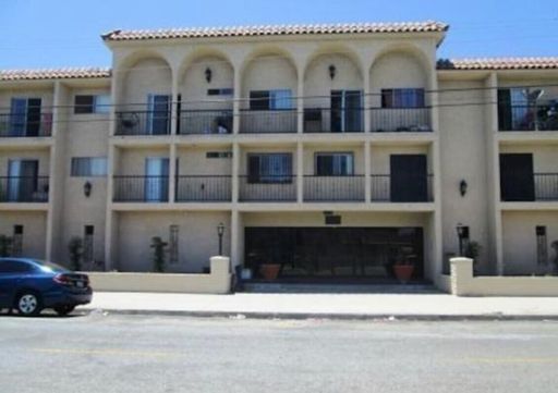 13921 Yukon apartments *studio available*