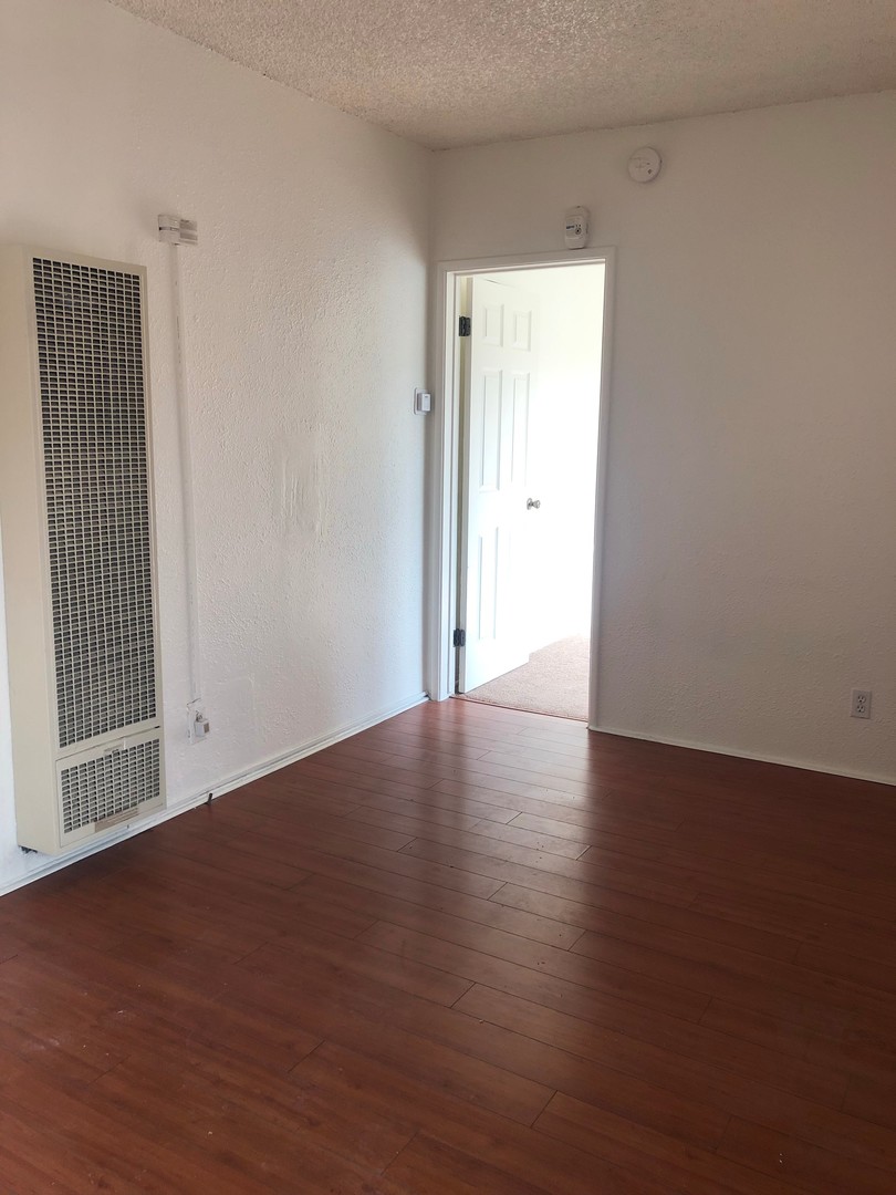 MONTEBELLO Apartment: 100-140 ROSELANE