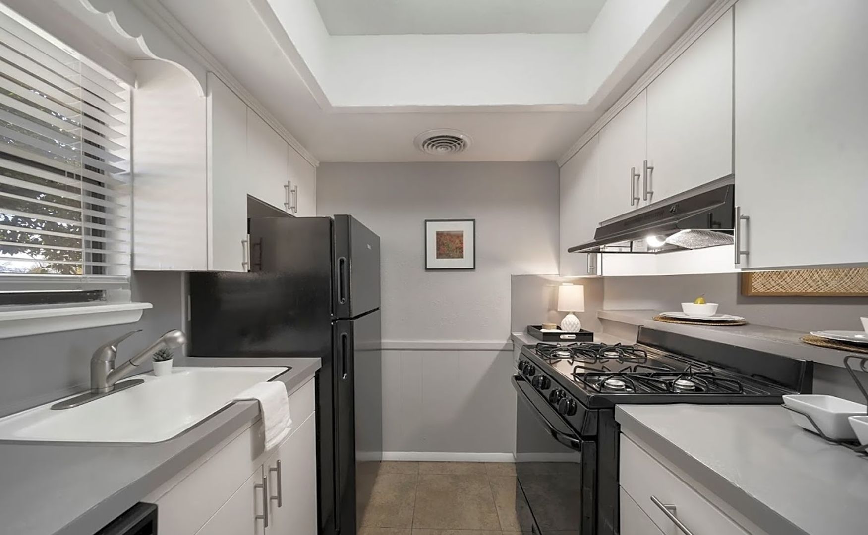 Tulsa Apartment: 4111 E 51st St