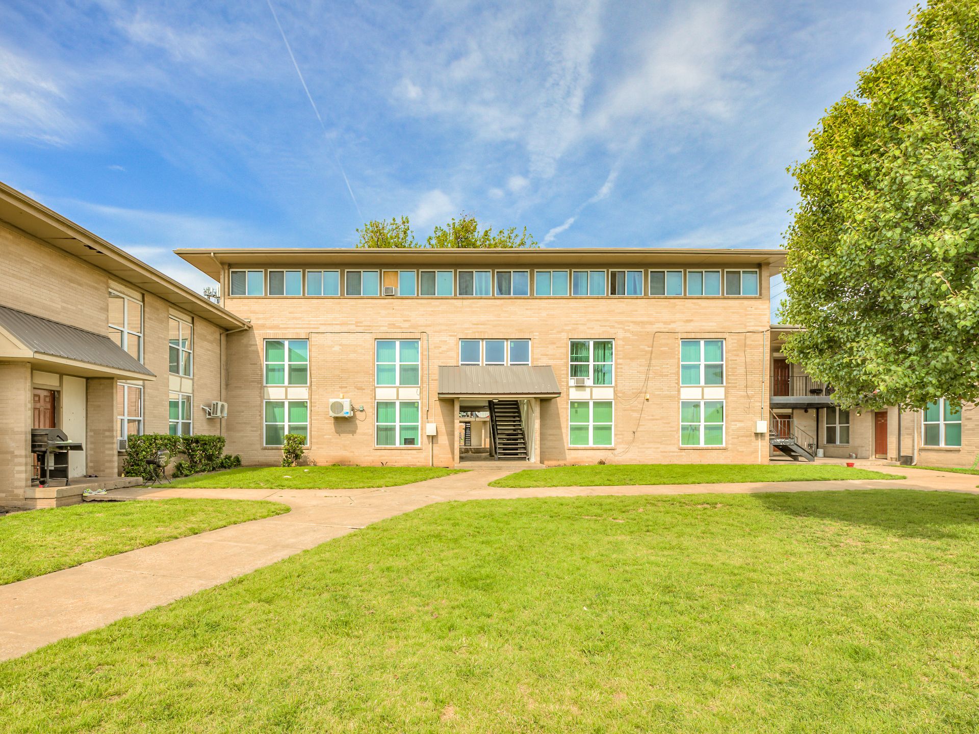 Oklahoma City Apartment: 1402 SW 59th St