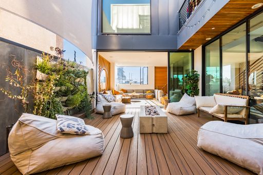 Serenity Coliving Japanese-Style Sleeping Pod