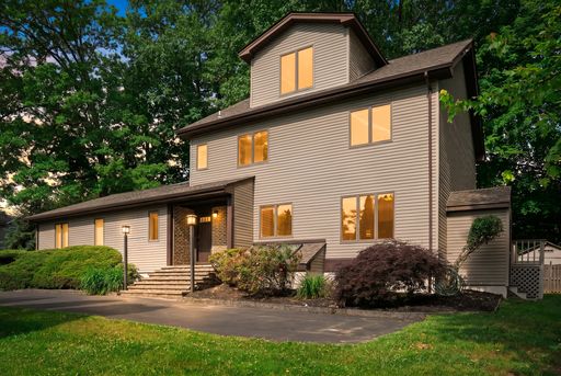 City Convenience with Neighborhood Charm