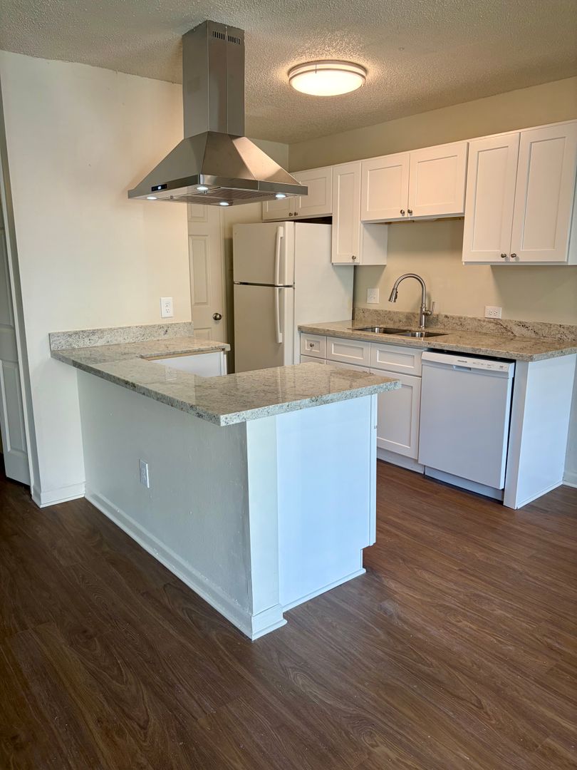 Baton Rouge Condo: 5109 Nicholson Drive
