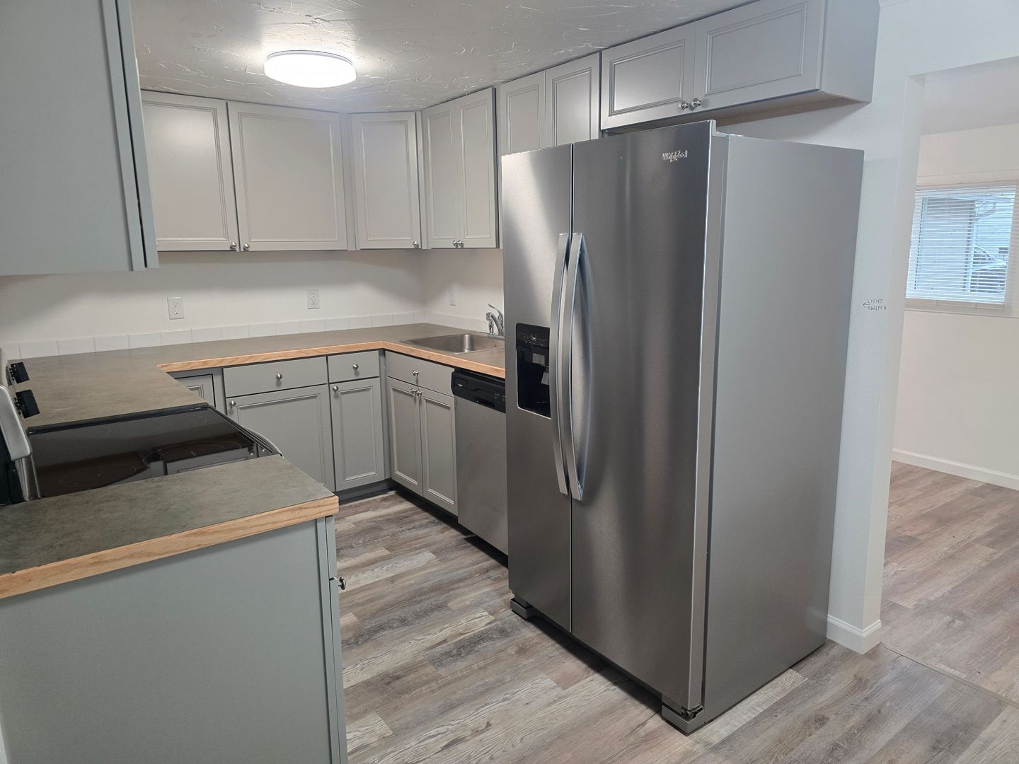 Eugene House: 2180 Roosevelt Blvd