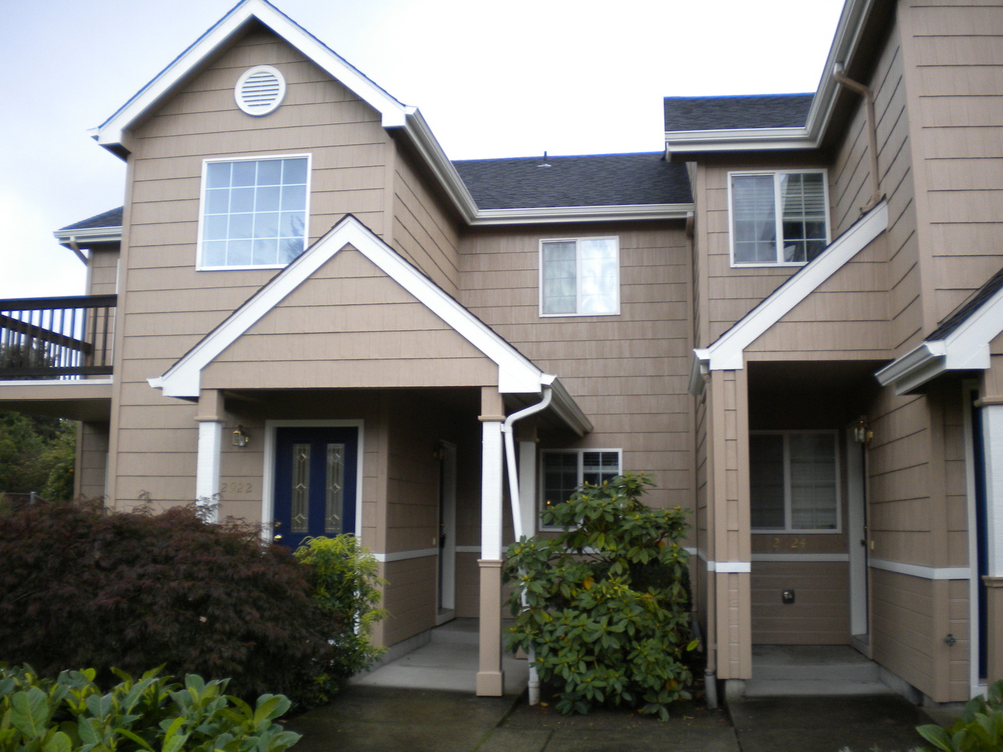 Eugene Condo: 2924 Matt Drive