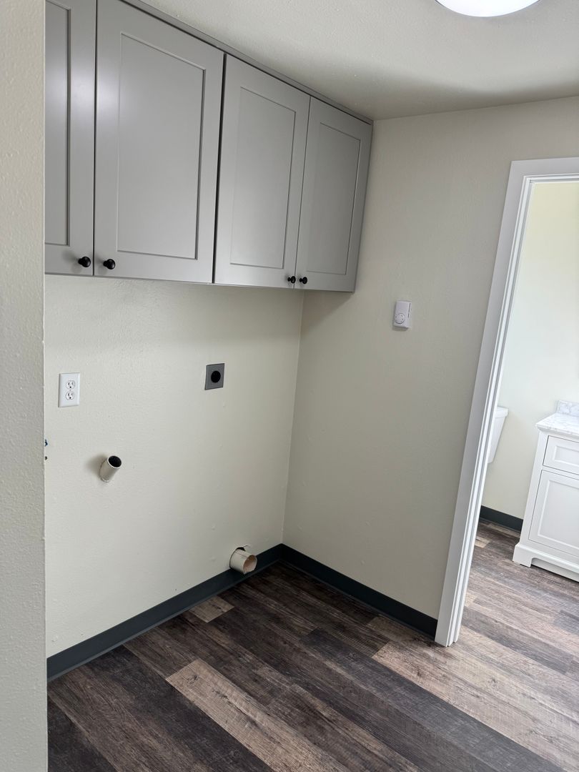 Remodeled 2 Bedroom for only $1495/mo 9 of 12