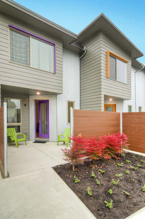 Eugene Apartment: 785 River Road