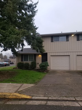 No Rent in Until 10/1! – photo 1