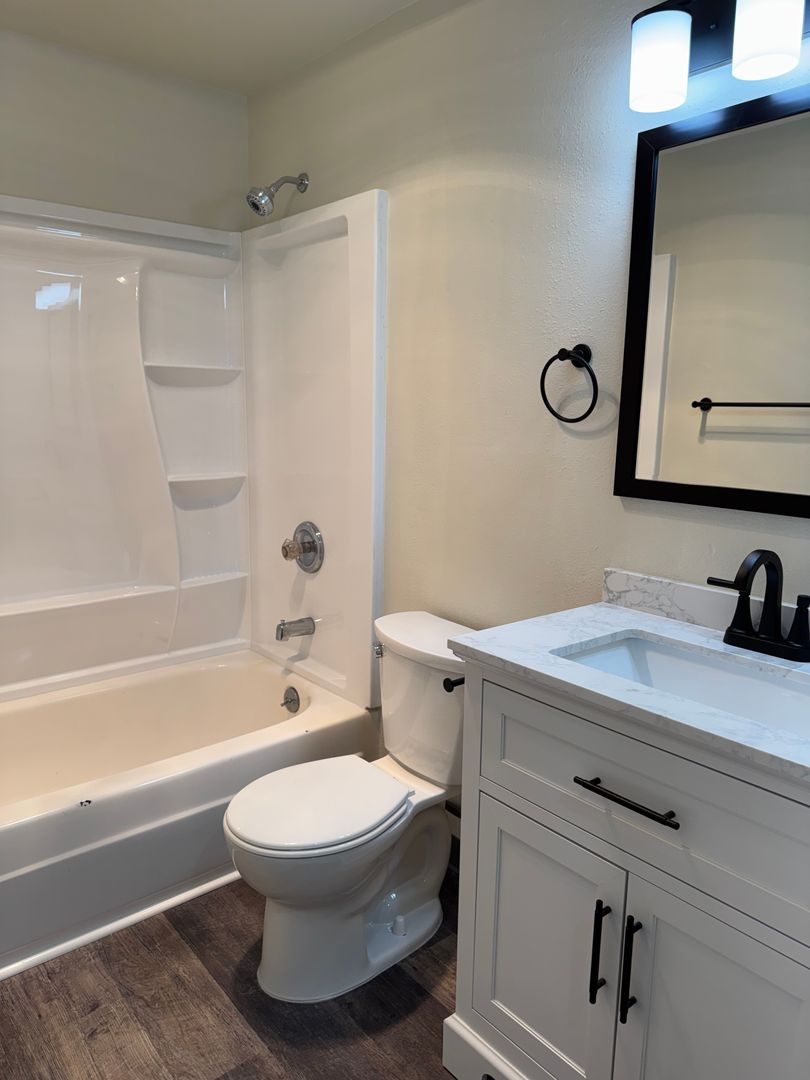 Remodeled 2 Bedroom for only $1495/mo 12 of 12