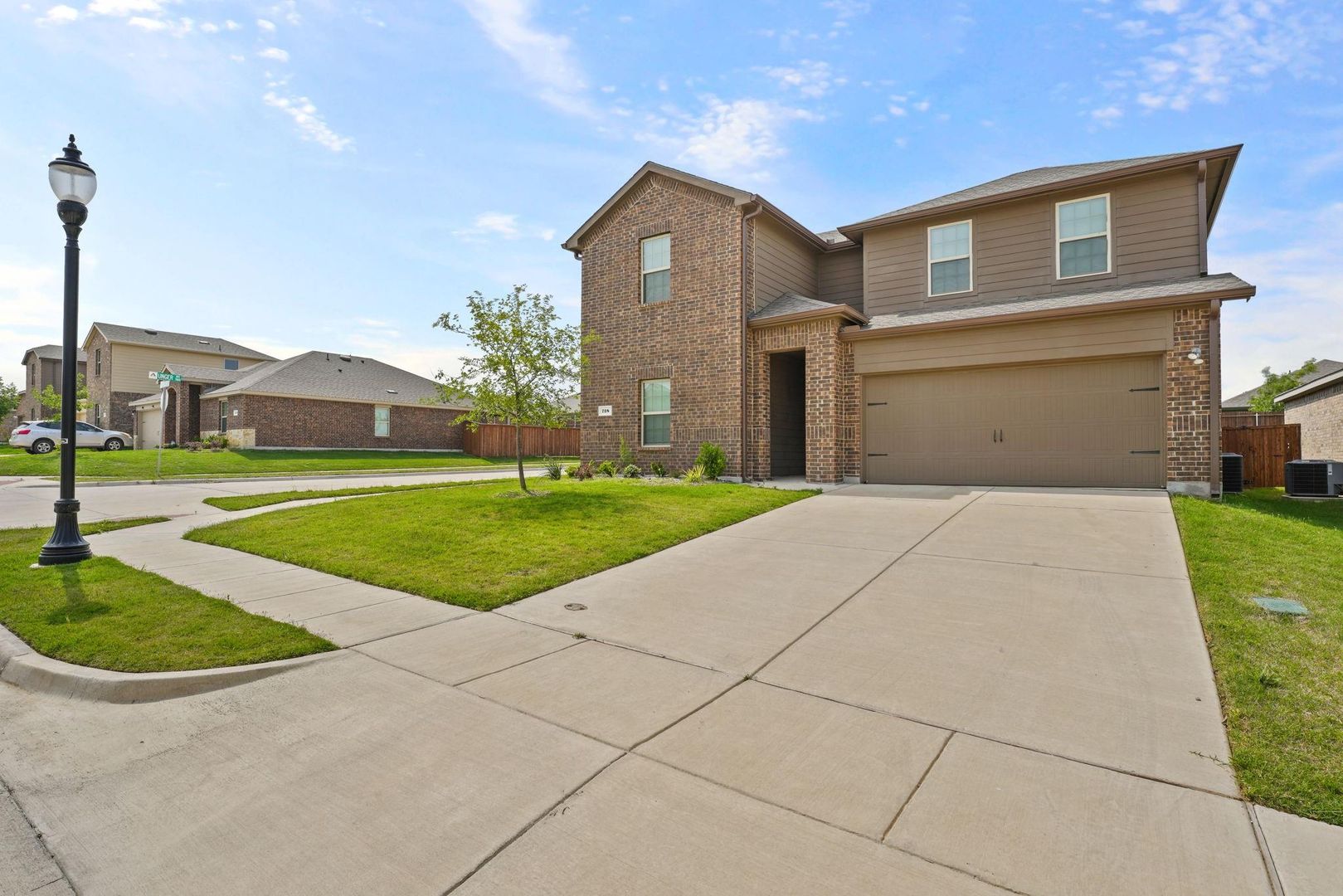Aubrey House: 728 Fueller Drive