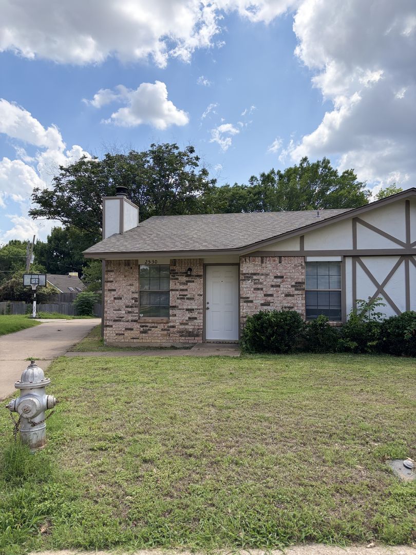 Arlington House: 2530 Indigo Lane