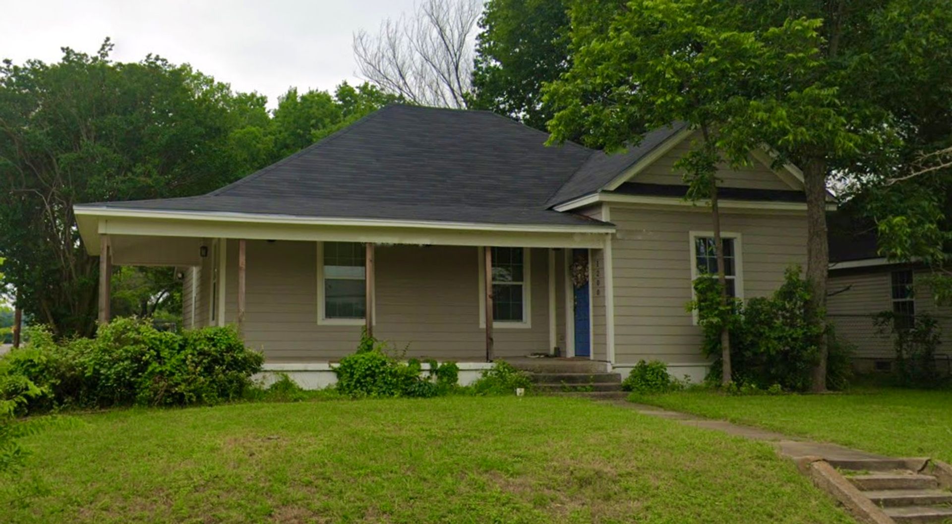 Waco House: 1200 N 4th Street