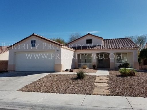 Beautiful Northwest Area Single Story ~ BEAUTIFUL INSIDE! – photo 1