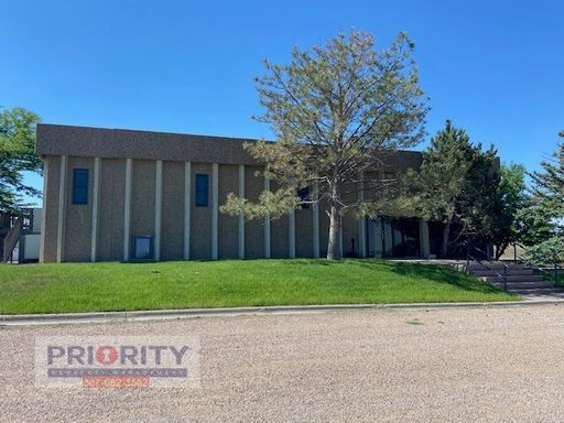 Affordable Office Suites Available Now!!!